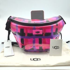 NWT UGG NASHA CLEAR PLAID PLUSH BELT BAG 🩷 $125